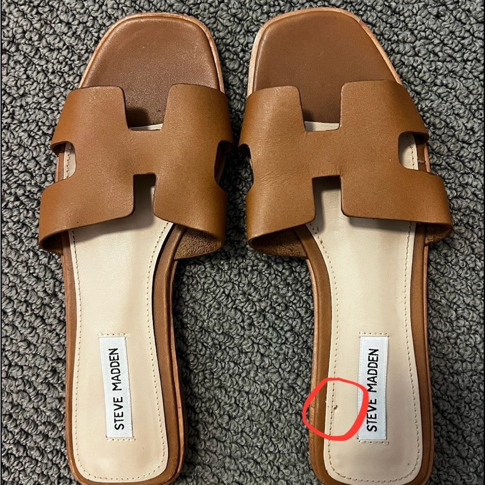 Steve Madden Hadyn Cognac Leather Sandals - Picture 7 of 8